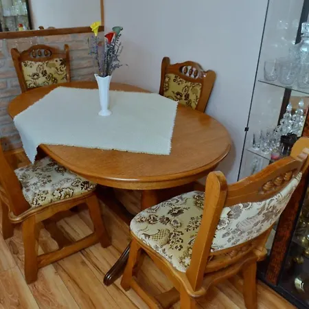 Lägenhet Adel Kaposvár