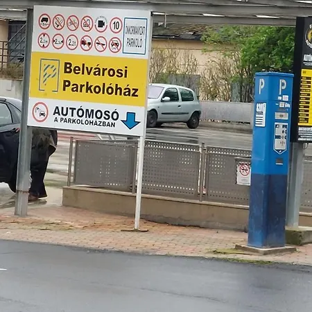 Adel Apartamento