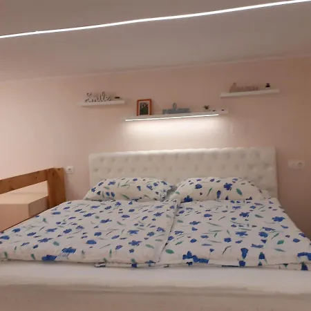Adel Apartamento Kaposvár